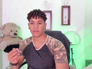 yoxibigcock
