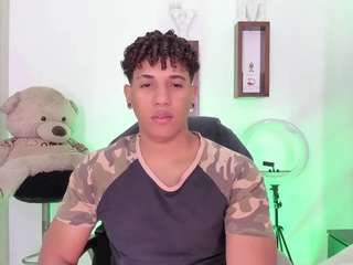 yoxibigcock