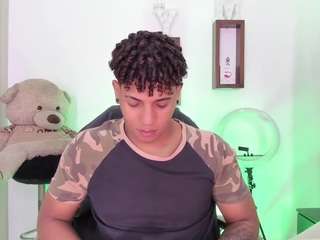 yoxibigcock