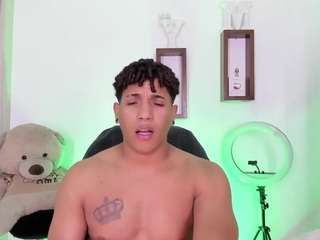 Yoxibigcock