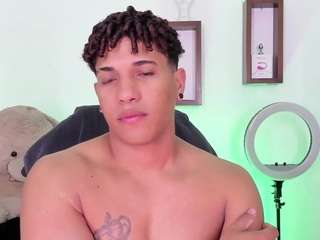 yoxibigcock