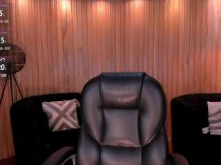arianawest1