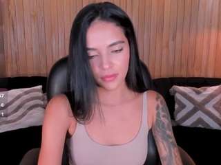 ArianaWest1