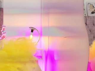 ItsCassieCage live cam preview