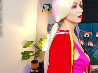 ItsCassieCage live cam preview