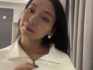 KierstenMenjes live cam preview