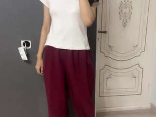 KierstenMenjes live cam preview
