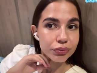 MariselaUrbanski live cam preview