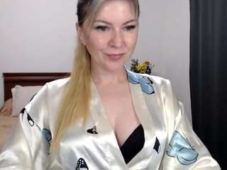 ParadiseAlina live cam preview