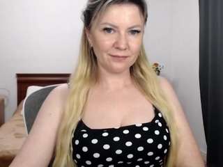 ParadiseAlina live cam preview