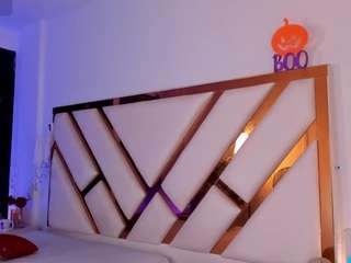 Yazmiine live cam preview