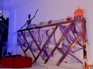 Yazmiine live cam preview