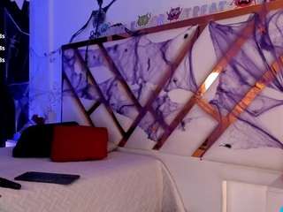 Yazmiine live cam preview
