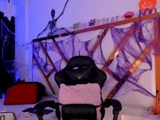 Yazmiine live cam preview