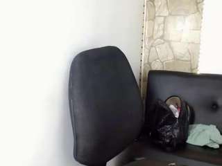 adharacarson live cam preview