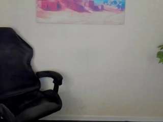 MariaHoward live cam preview