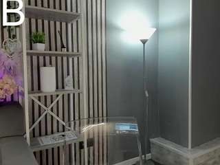 MariaHoward live cam preview