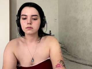 Jenni live cam preview