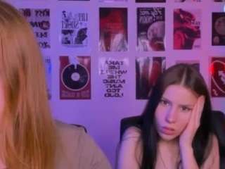le modèle helena-so-shyy est en webcam porno dans un show sur le site camsoda, il possède les tags suivants: amateur,sexy,lush,massage,mature,natural,no drinking,no smoking,orgasm,pussy,sex toys,shaved pussy,handjob,skinny,solo,spank,strip,tattoos,tease,teen 18