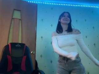 Kelly live cam preview