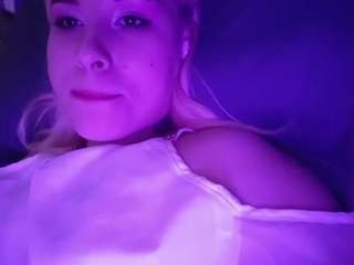 SadyeDobiesz live cam preview