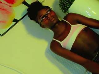 hilary-tsx