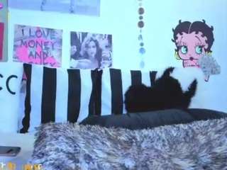 sofianiix's live room