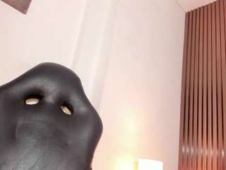 Aliceefox1 live cam preview