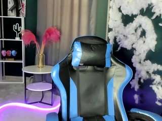 valerifoxy