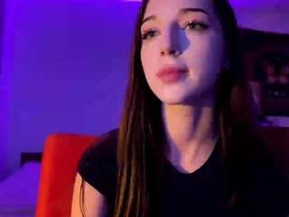 Evelyn live cam preview