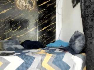 ladyyqueen live cam preview