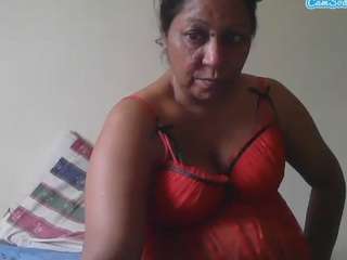 SexyIndianMilf69 live cam preview