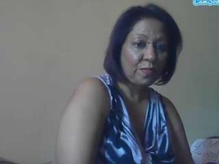 SexyIndianMilf69 live cam preview