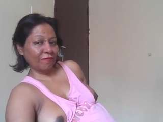 SexyIndianMilf69
