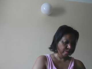 SexyIndianMilf69 live cam preview