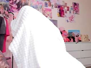 faye-moon live cam preview