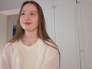 milly-way live cam preview