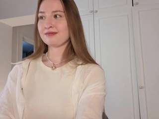 milly-way live cam preview