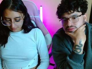 HotlatinocoupleX live cam preview