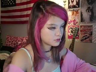 MicahOguinn — cam show live
