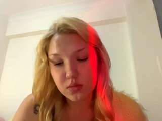 LienGuillereault live cam preview