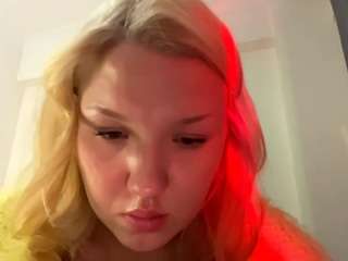 LienGuillereault live cam preview