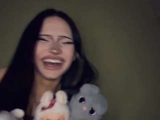 toniasmayda's live room