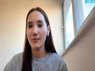 Kira live cam preview