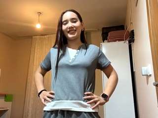 Yeseniatignor's cam show statistics and live stream