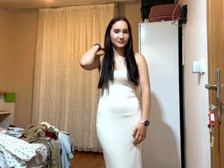 Kira live cam preview
