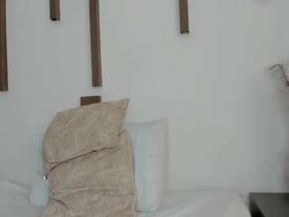 cayetana-hatman Live Webcam on CamSoda