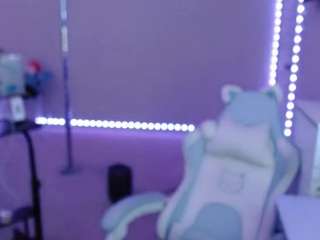 Dolllface live webcam show