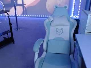 Dolllface live webcam show