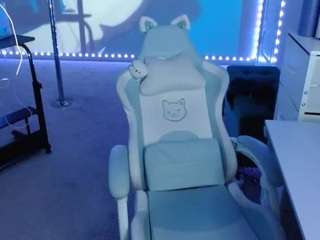 Dolllface live webcam show